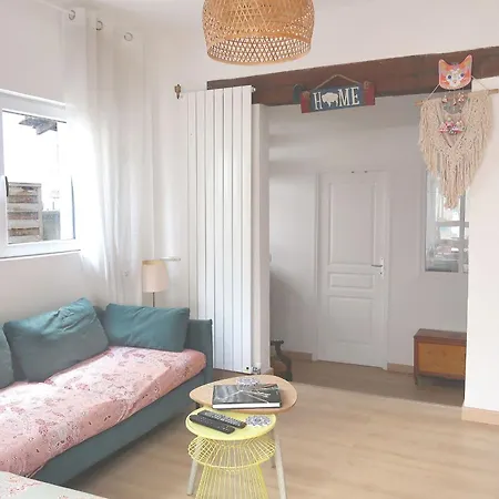 Quiet And Bright House In